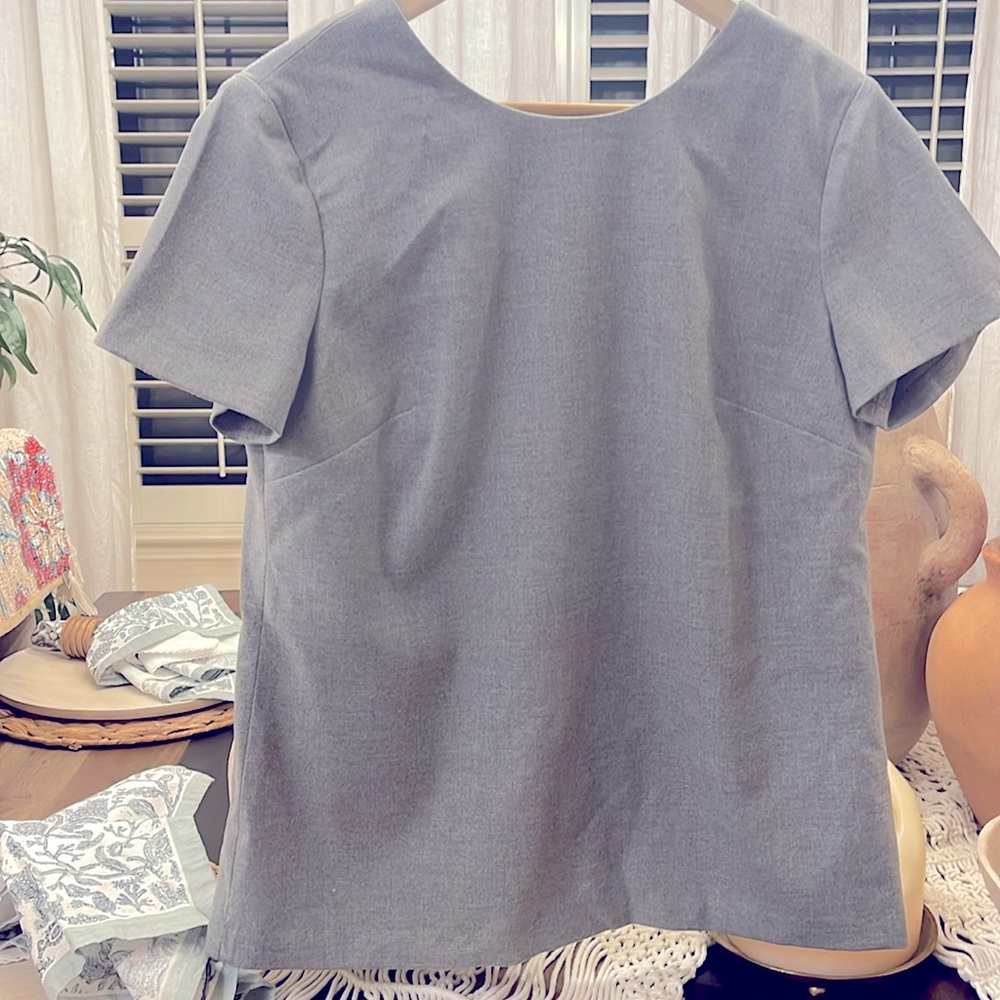 2016 vintage Banana Republic blouse (gray) with bow in the back.